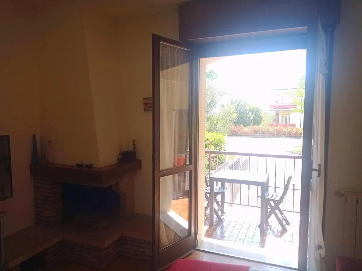 Residential Zone, Immersed In The Green, Wifi Сирмионе 0*,