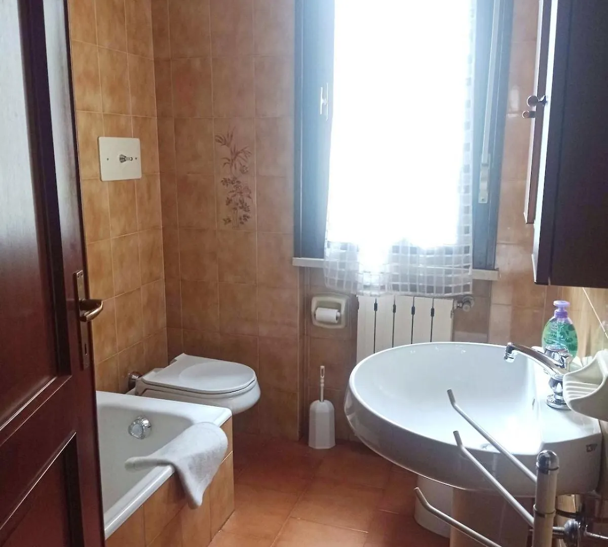 Residential Zone, Immersed In The Green, Wifi Сирмионе
