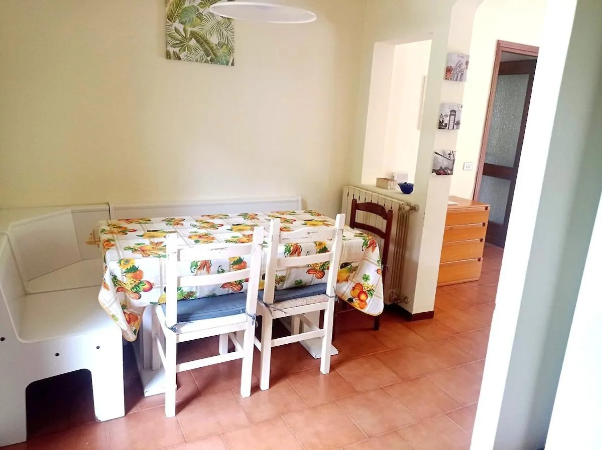 Residential Zone, Immersed In The Green, Wifi Сирмионе 0*,  Италия